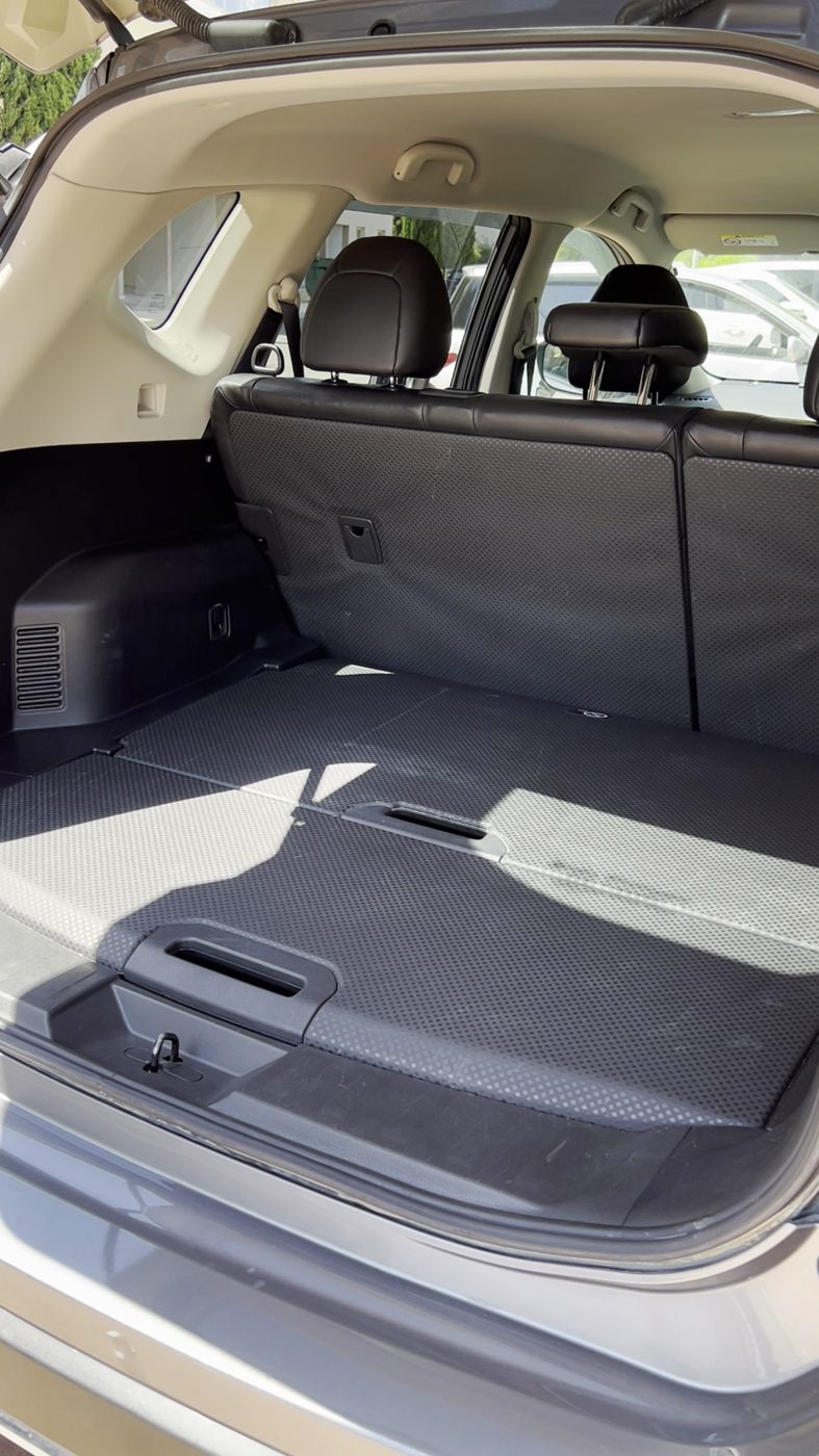 Nissan boot after detailing